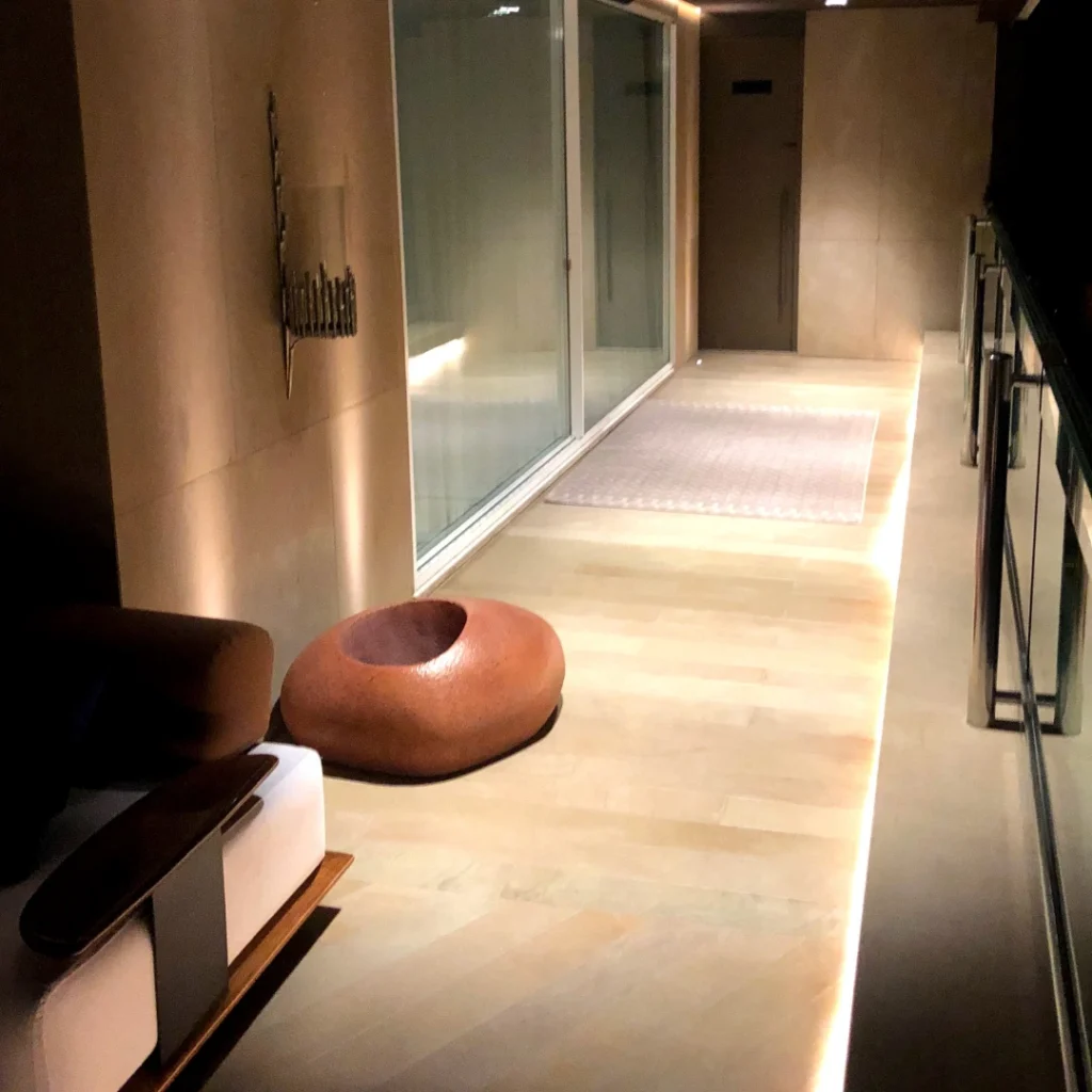owned-residence-india-004