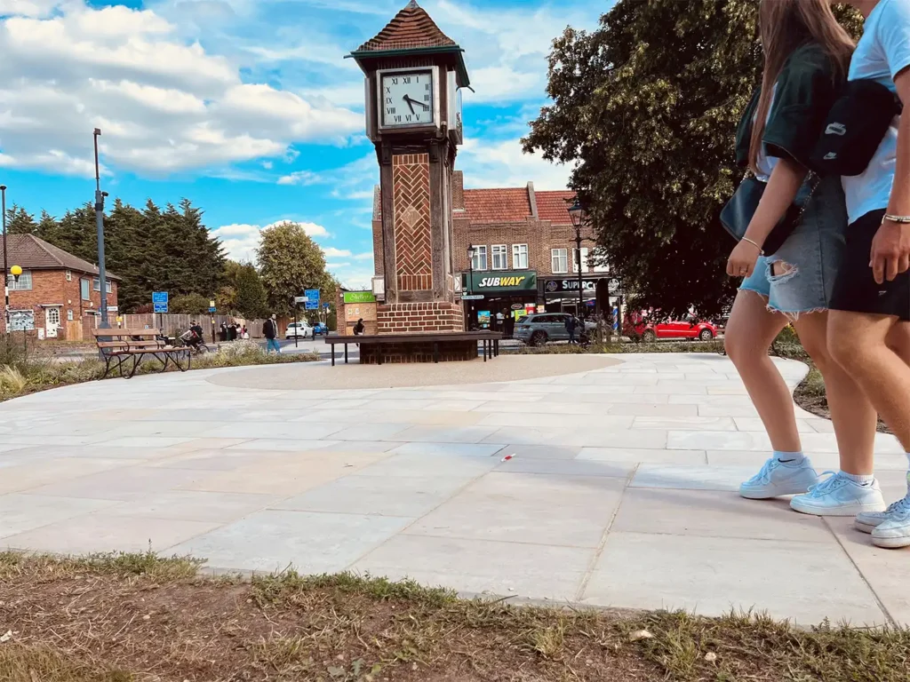 community-square-united-kingdom-005
