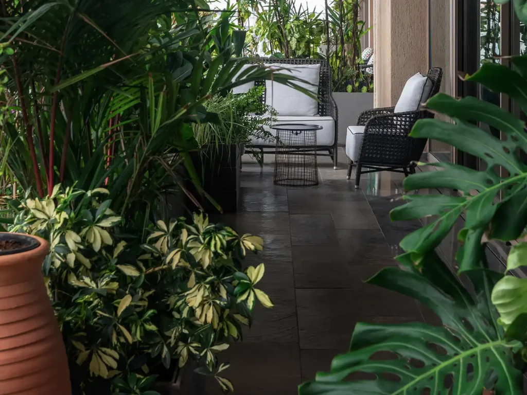 contemporary-residence-india-006